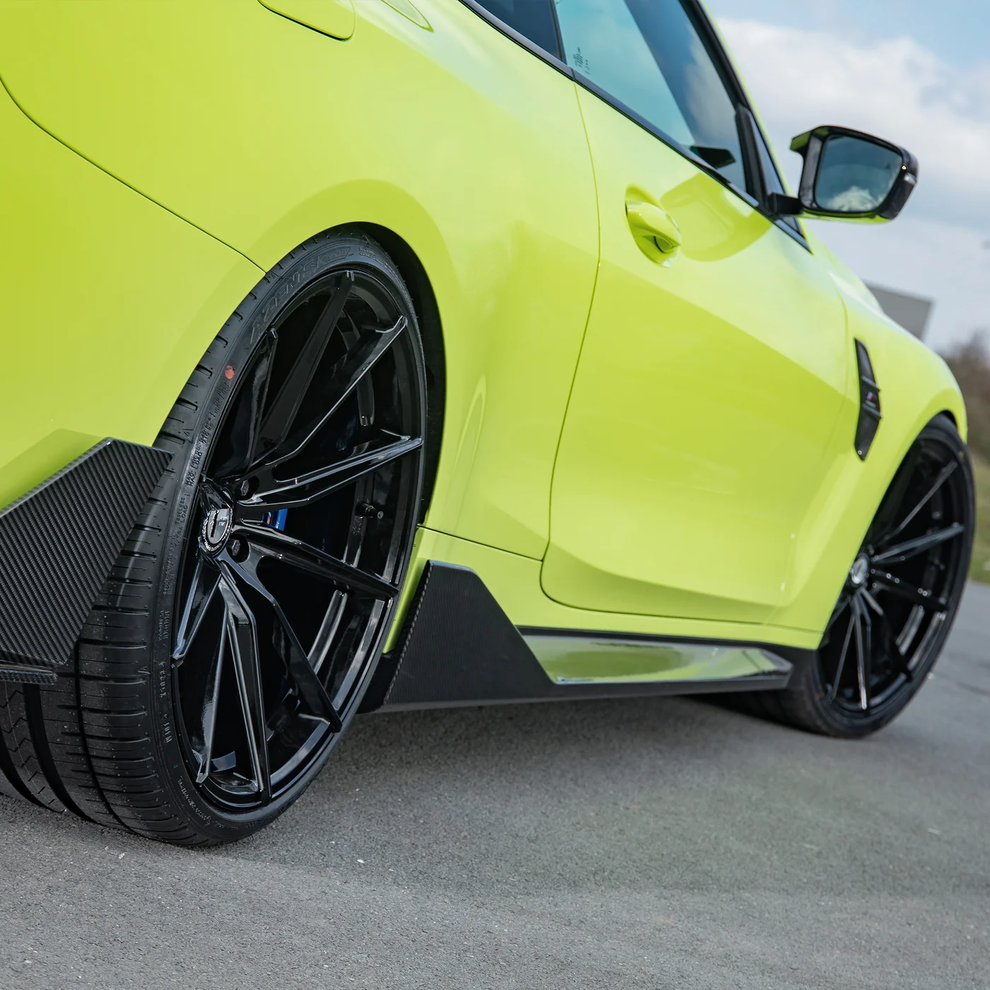 Carbon Performance Side Skirts for BMW M4 (G82/G83) - Twistnfix - Image 2